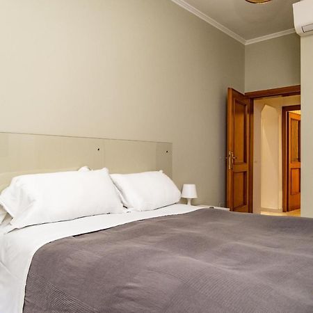 Mecenate Apartment Cavour Рим Екстериор снимка