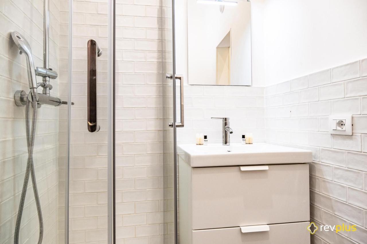 Mecenate Apartment Cavour Рим Екстериор снимка